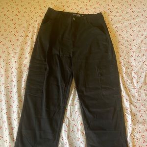 brand: Hollister   size: 13r/12r   color: black